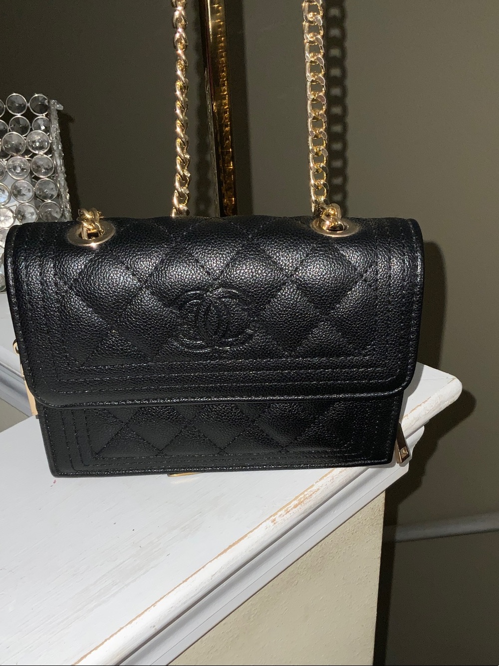 Black Quilted Chain-Handle Women's Shoulder Bag